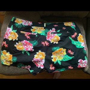 Old navy size 18 shorts